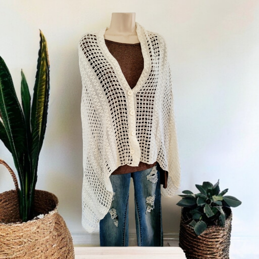 Winter white open weave Hippie poncho  one size